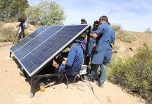 Estudiantes del CET 1 instalaron una bomba solar de riego en una escuela rural de Roca