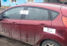 Secuestran vehículo en el que se movilizaban los sospechosos de cometer un robo en Bariloche