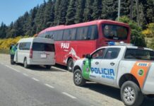 Detuvieron a chofer de un micro chileno de estudiantes en estado de ebriedad