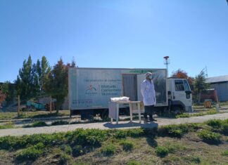 El mercado comunitario barilochense sigue recorriendo los barrios