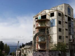 Cuerpo hallado en el edificio abandonado: muerte natural