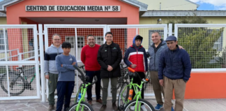 Se entregaron bicicletas reacondicionadas a estudiantes de Los Menucos y El Cuy
